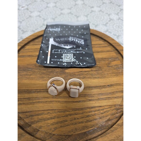 Rinfit Silicone Wedding Rings Set, Modern Beige & Gold Tone, Size 6 - Picture 1 of 5